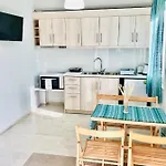 Banos 2 Bed And Swimming Pool *
