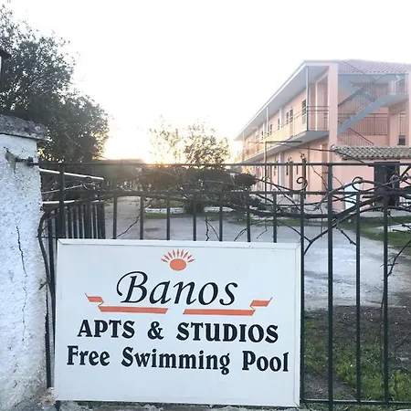 Banos 2 Bed And Swimming Pool Lägenhet