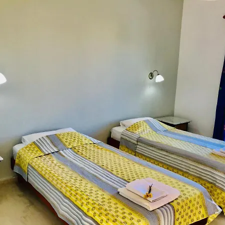 Апартаменты Banos 2 Bed And Swimming Pool